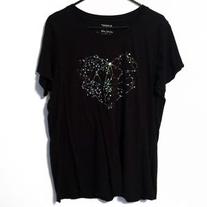 Torrid Size 2 Heart Constellation Tee